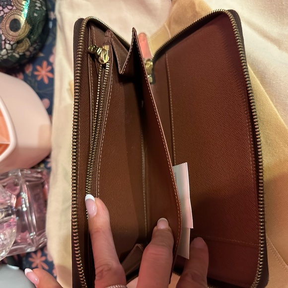 Louis Vuitton Monogram Zippy Organizer - Picture 3 of 7